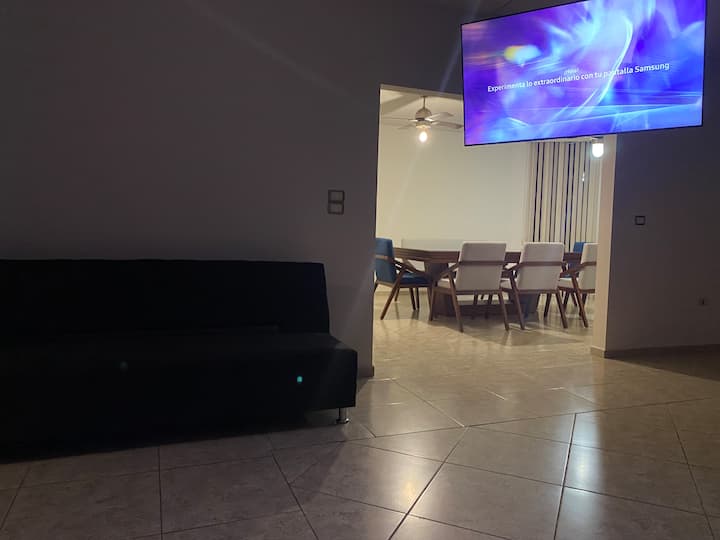 Residencia Grande Con Alberca Buena Zona - Ciudad Valles