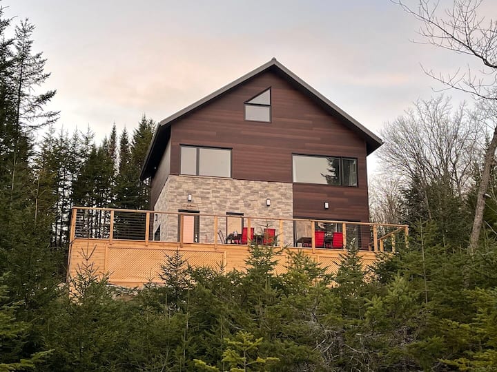 Le Bellissime Face au Lac Maisons à louer à LacBeauport, Québec