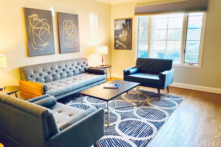 Charming Rowhouse In Heart Of Old Town Alexandria - アレクサンドリア, VA