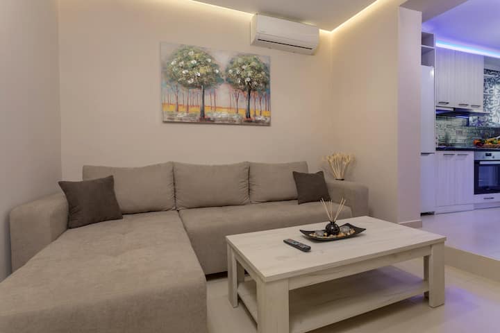 Evia's Apartment - New Apartment In Town! - Zakinthos