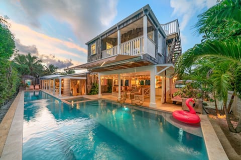 Kings Surf Shack - New Retro Designer Bungalow