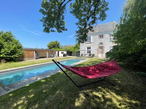 Villa with pool near the Chateaux de la Loire