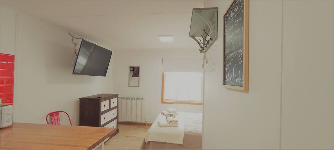 Entire home with 1 bedrooms in Torres del Paine National Park - Kauyi Kren 05 departamento Chincol