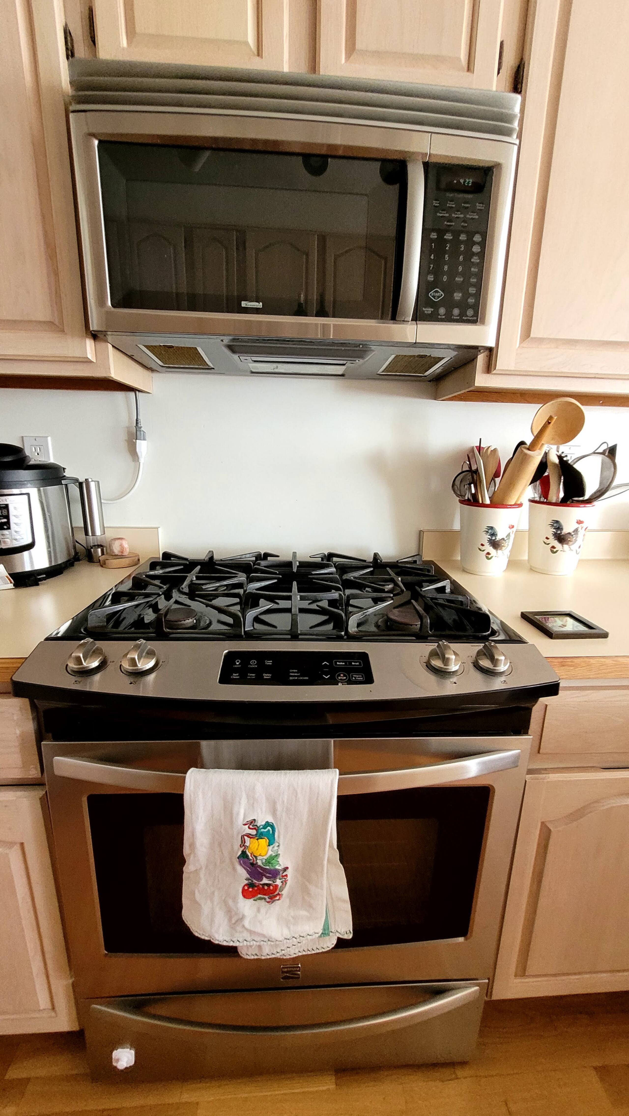 Condo in San Francisco · ★4.9 · 3 bedrooms · 4 beds · 3 baths - Image 5