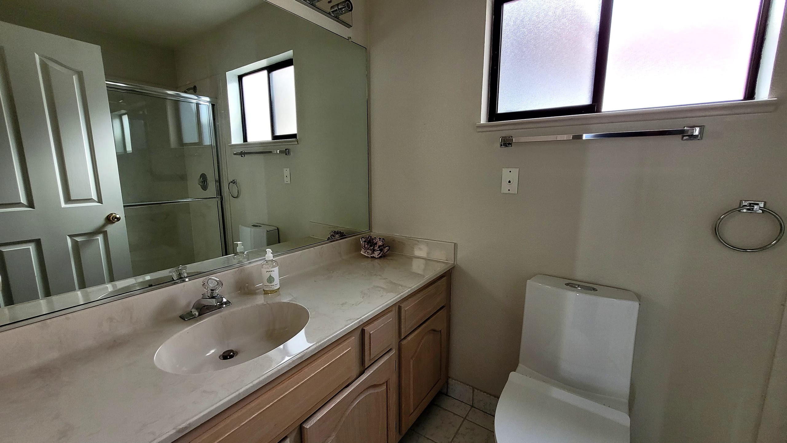 Condo in San Francisco · ★4.9 · 3 bedrooms · 4 beds · 3 baths - Image 13