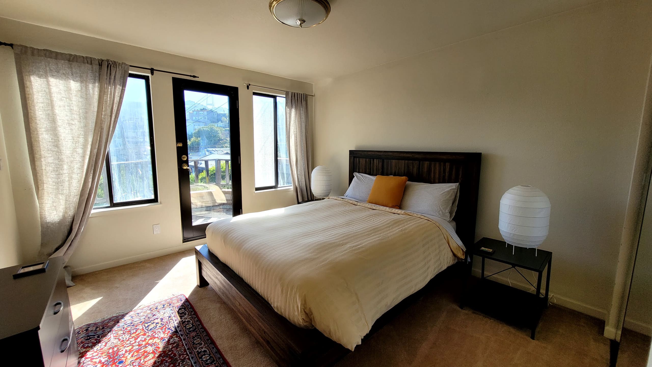Condo in San Francisco · ★4.9 · 3 bedrooms · 4 beds · 3 baths - Image 9