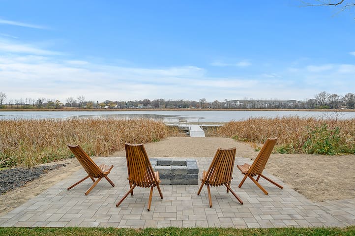 One-of-a-Kind Modern Farmhouse on Laddie Lake