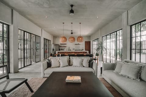 Top performing Airbnb: Villa Arthur 600 · 9 Guests · Permanent staff in Tulum