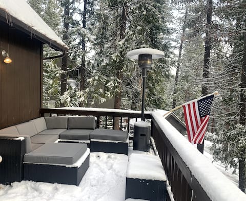 Family Fun cabin 6 miles to Pinecrest!