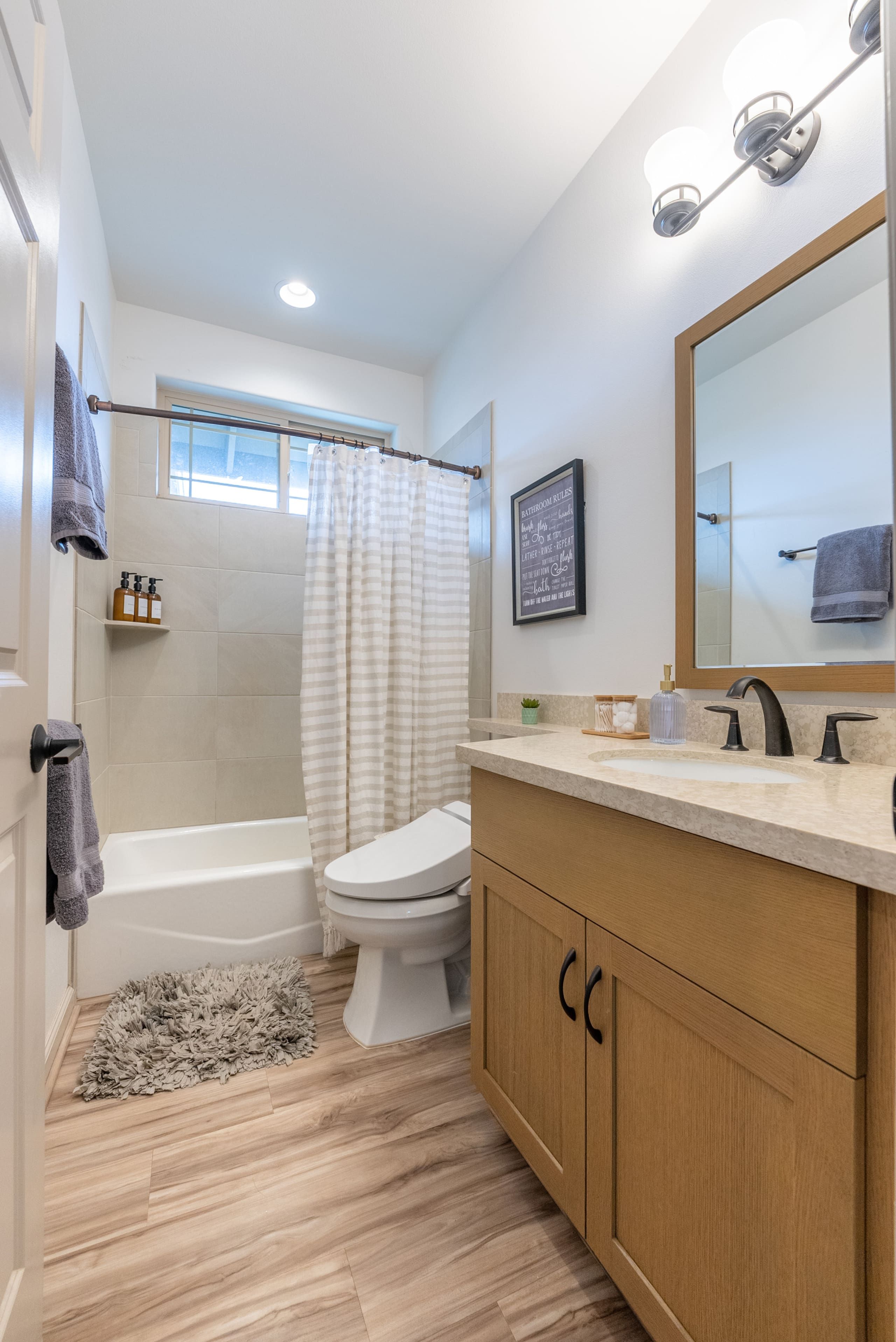 Home in Waianae · ★4.97 · 3 bedrooms · 5 beds · 2.5 private baths - Image 39