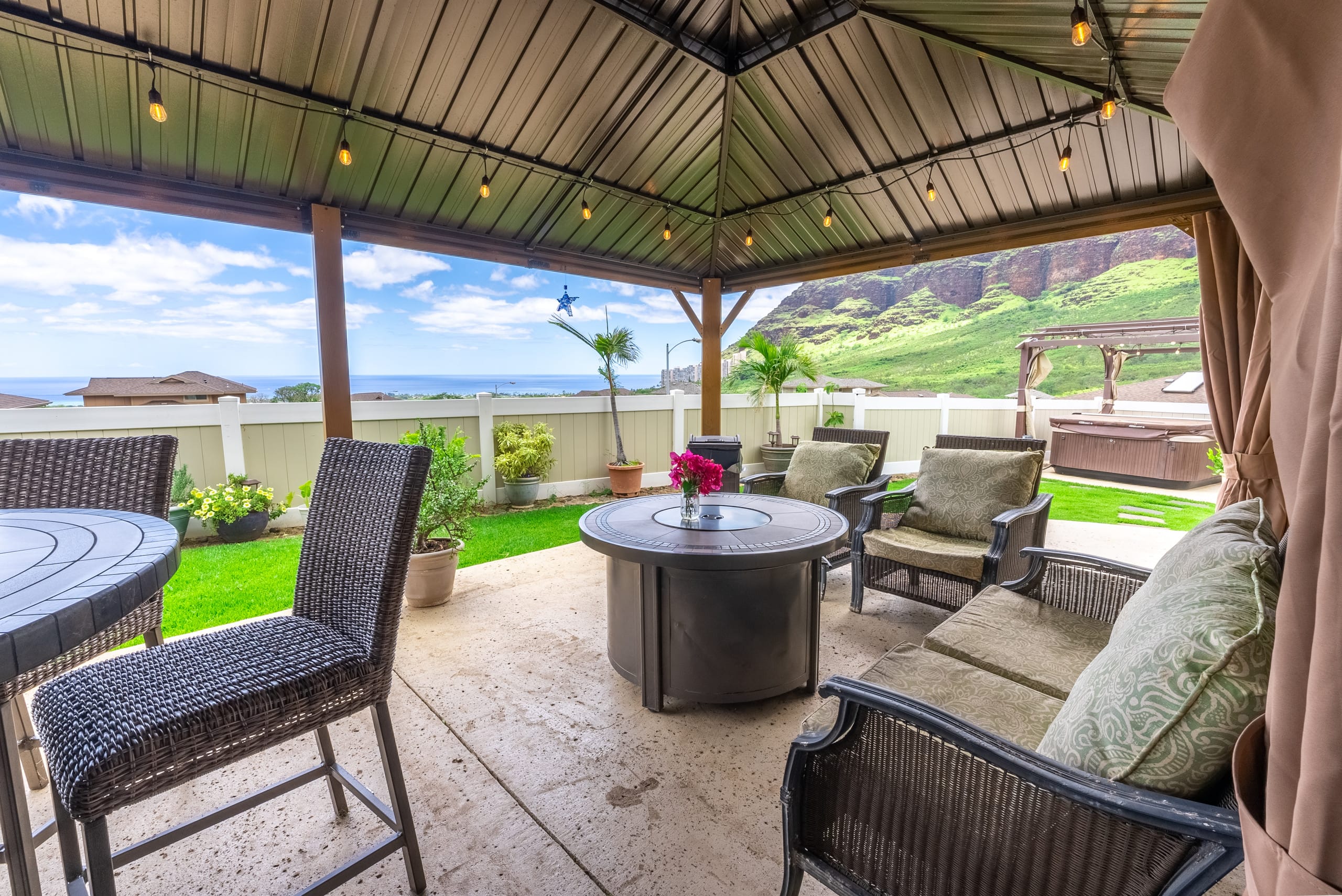 Home in Waianae · ★4.97 · 3 bedrooms · 5 beds · 2.5 private baths - Image 61