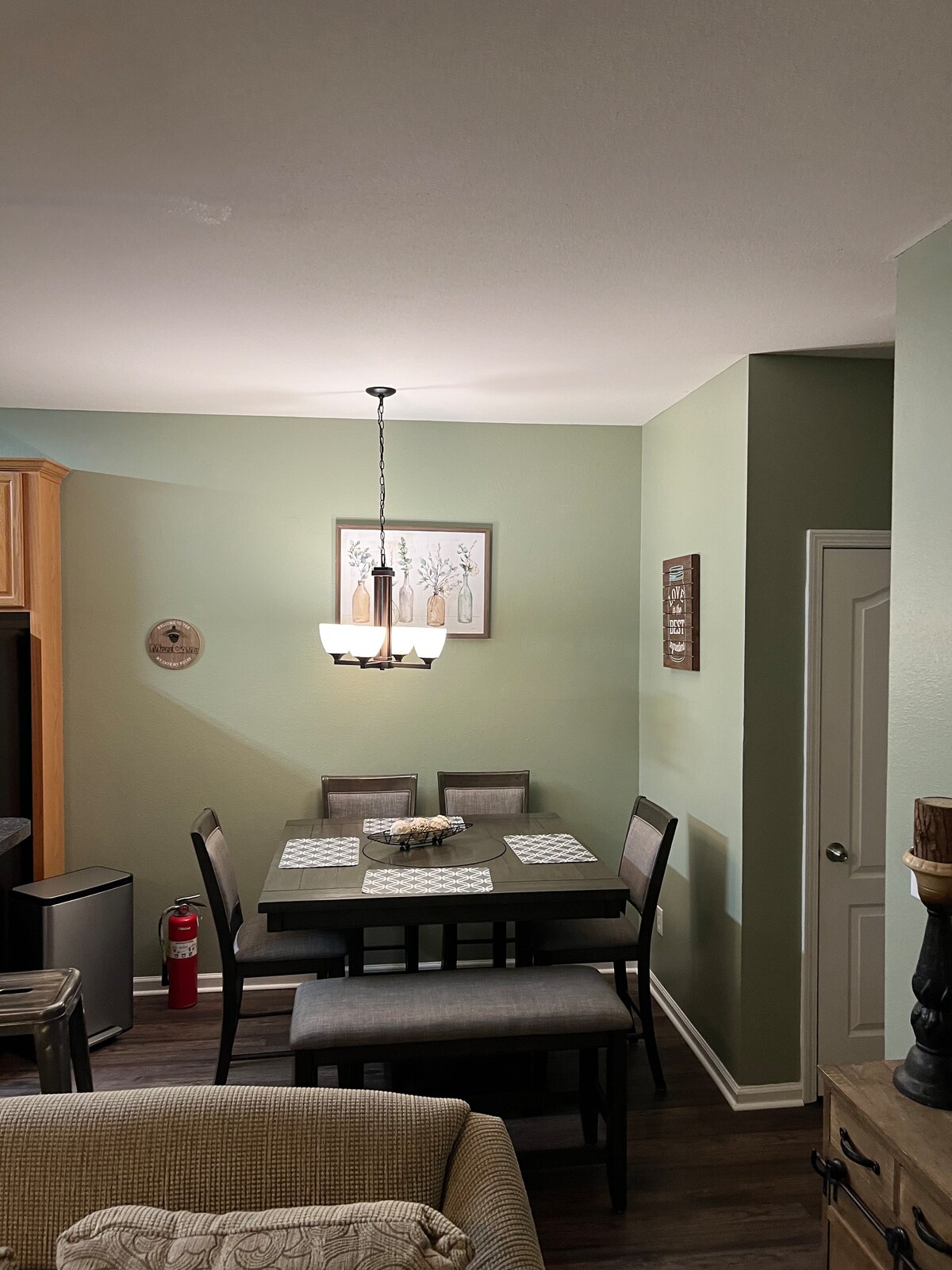 Cozy 3 bedrooms/chateau elan area/road Atlanta