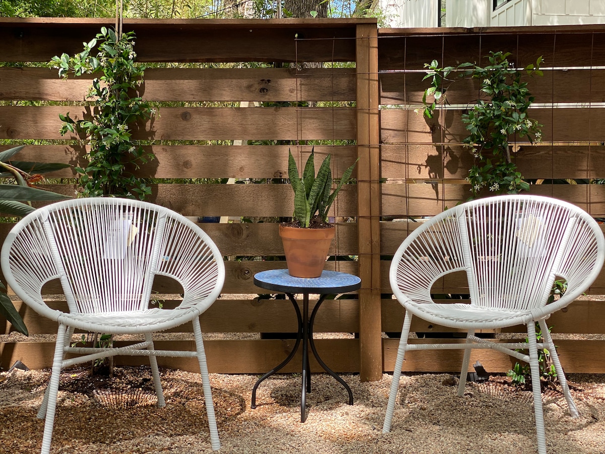 Tarrytown Bungalow - Downtown, Lake Austin, Zilker