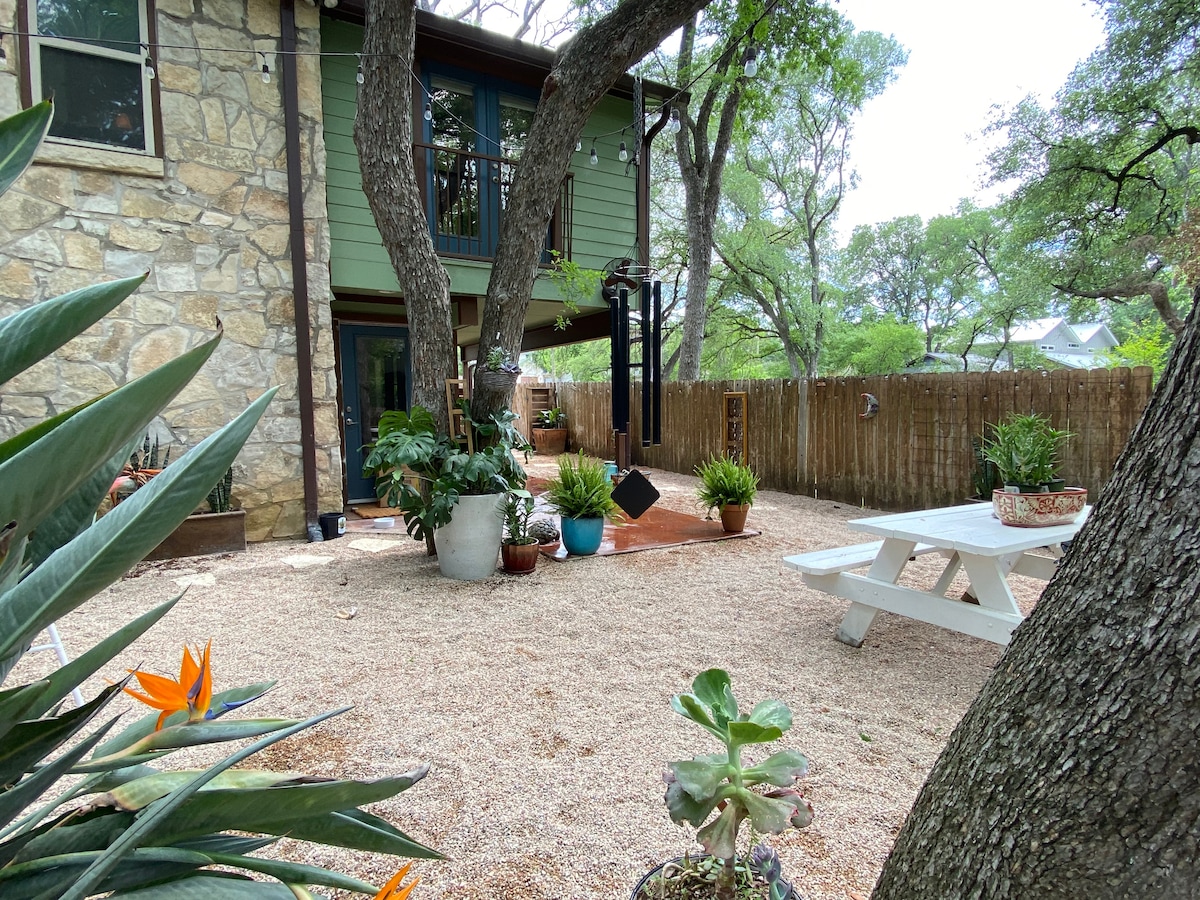 Tarrytown Bungalow - Downtown, Lake Austin, Zilker