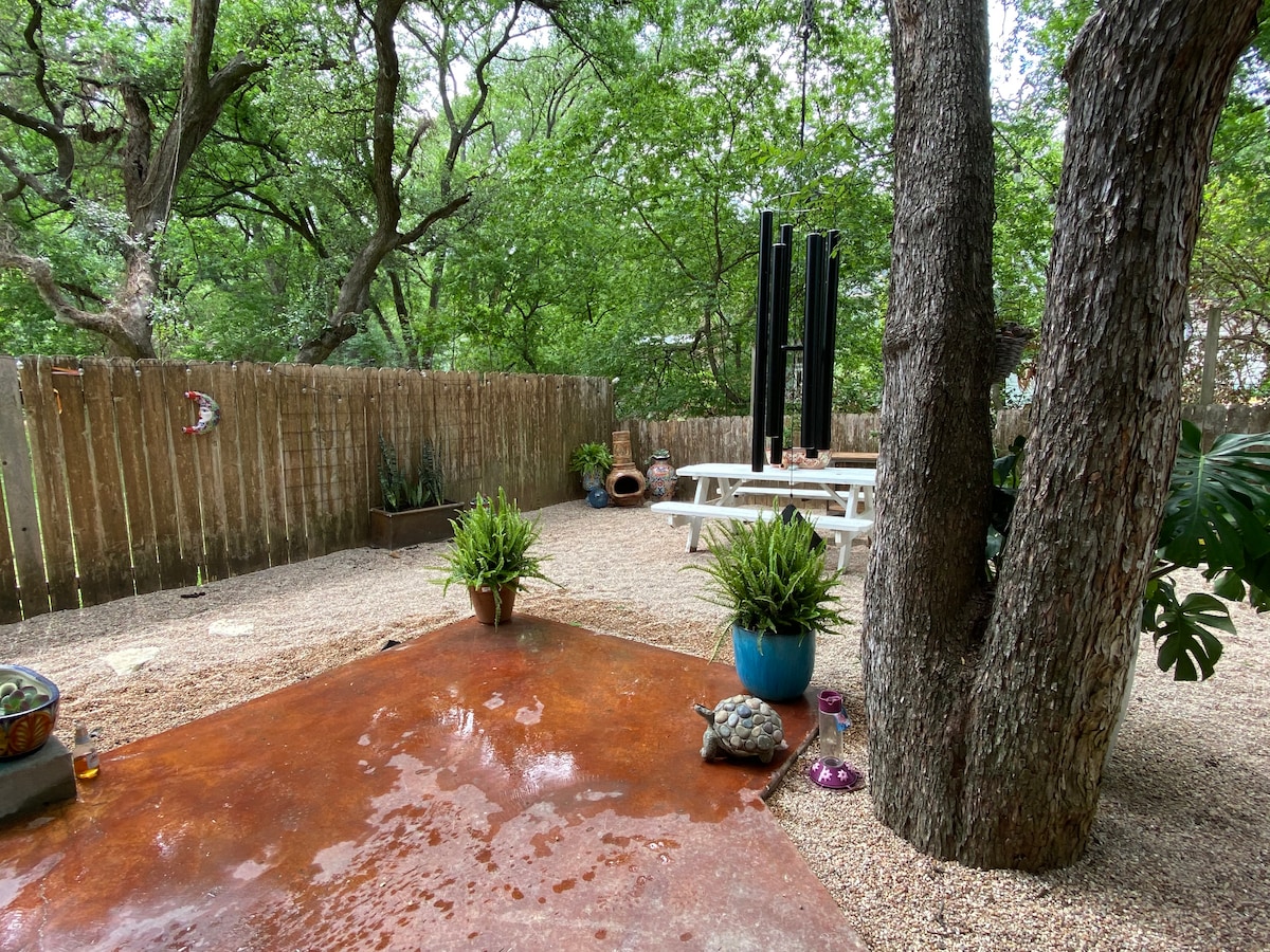 Tarrytown Bungalow - Downtown, Lake Austin, Zilker
