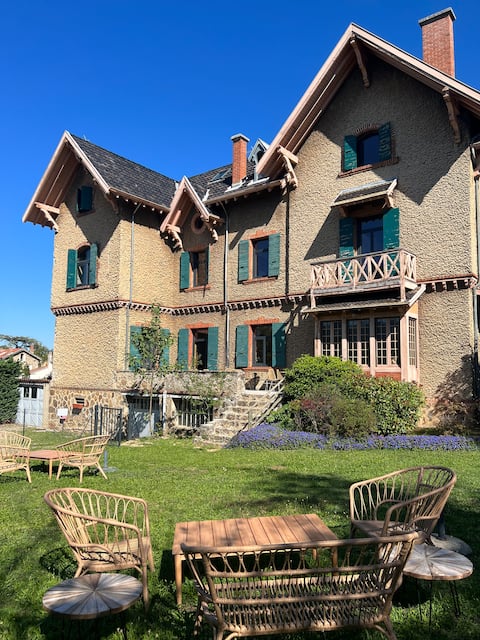 Cozy house with a pool and a hot tub
