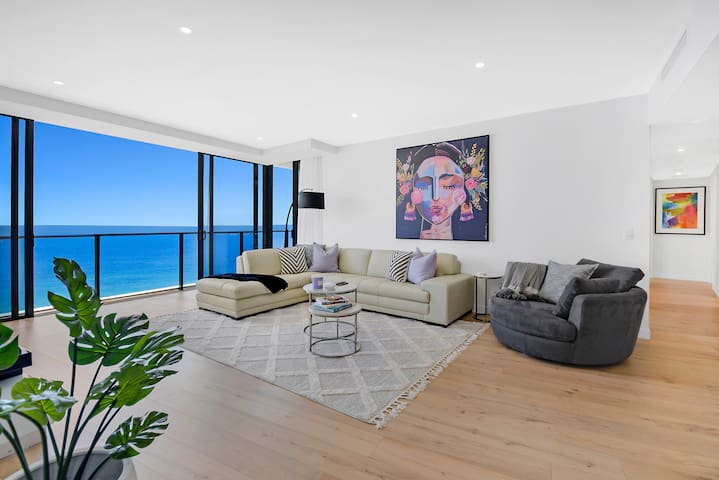 Broadbeach Luxury Stays managed Airbnb listing 2