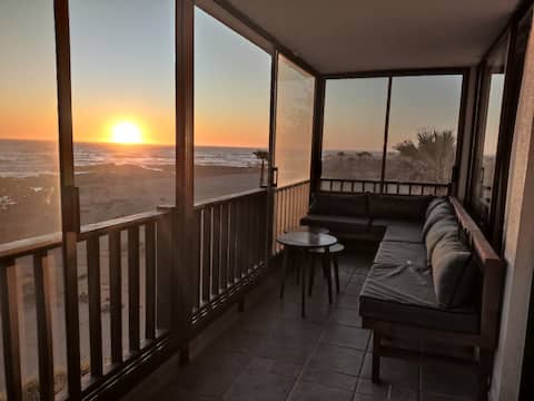 Nice apartment overlooking the ocean, El Tabo.