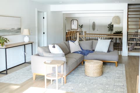 Successful Airbnb property: New Lake Norman Home w/ Private Dock in Quiet Cove in Charlotte / Concord / Gastonia
