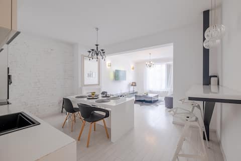 Exceptional Apartment - First Class Place 2BDR