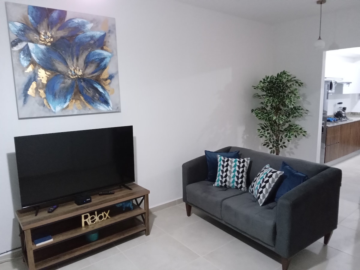 Propiedad de Airbnb exitosa: Guerras's house, Pool, 3 rooms w/bathroon &A/C , en Supermanzana 333