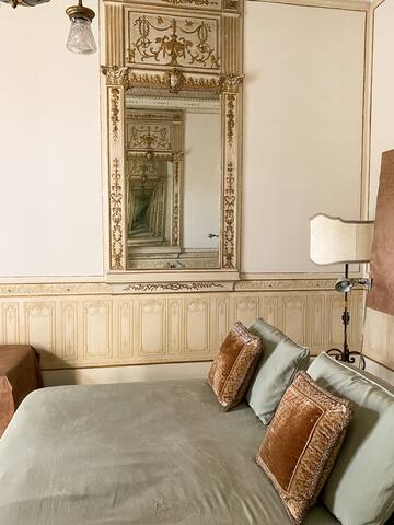 mea domus mergellina  Royal suite “Centauro” gallery image 5