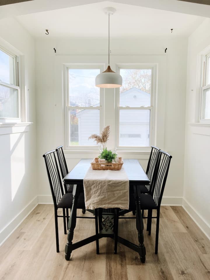 Charming Vintage Homequiet nbrhood / free parking Houses for Rent in