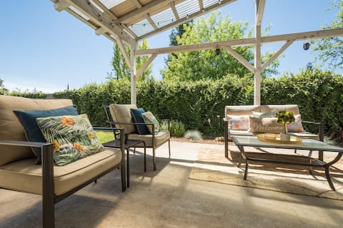 Clean & Peaceful 5 bed 3 bath Citrus Heights Home