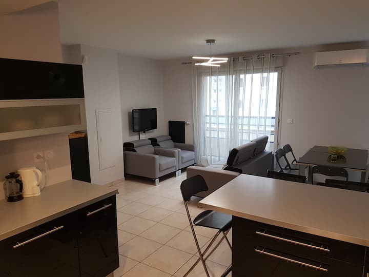 Duplex Cosy 72m² 3 Chambres / 6 Pers. Clim&garage - Lyon