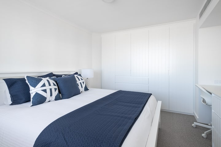 King size bed in the main bedroom
