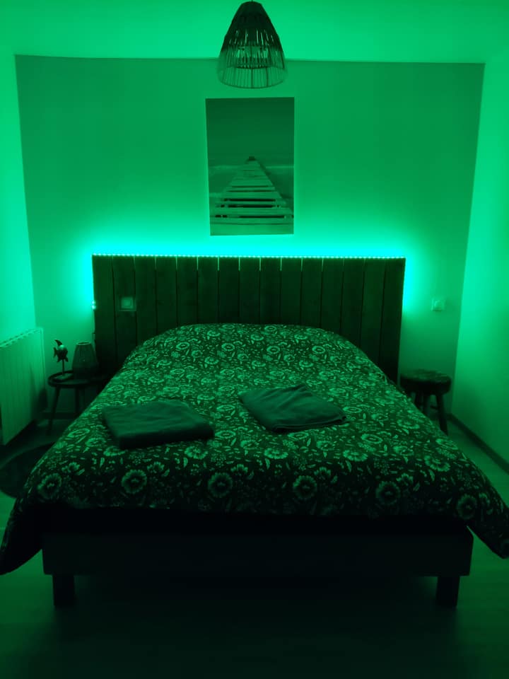 dhomë gjumi 2 në natë