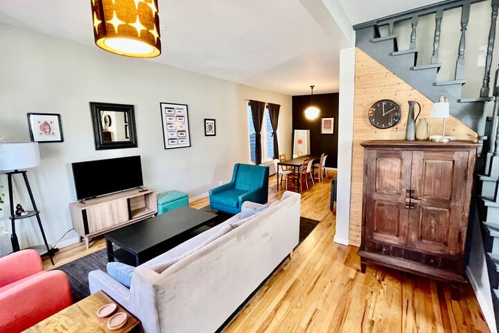 California Cottage/4br prime location Logan Square