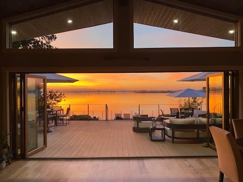 Waterfront Mid-Century Modern Luxury Pet Friendly