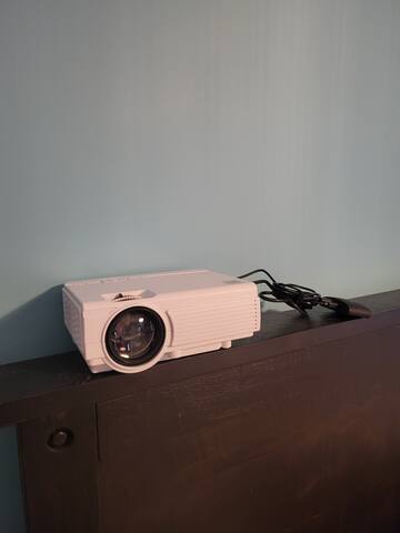 Whole Upstairs w. Sauna, Hot Tub gallery image 4