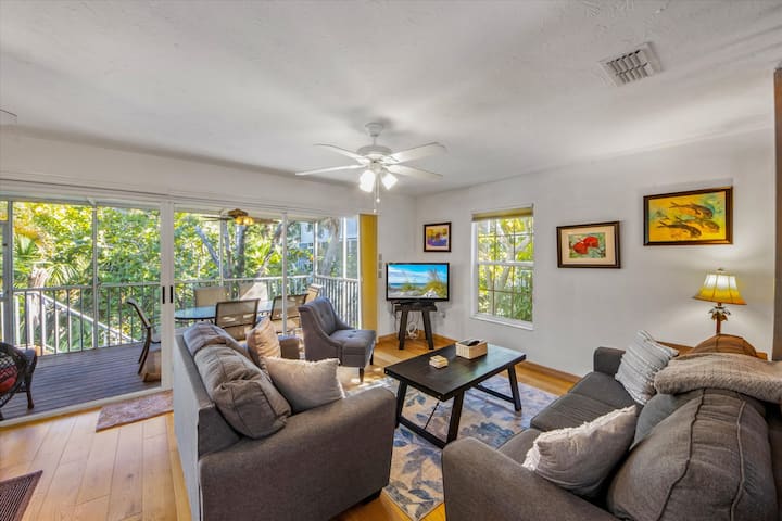 Anna Maria Island Th - Close To Beach, Pool! - Holmes Beach, FL