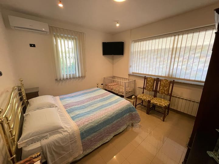Monolocale Con Bagno Indipendente. - Provincia di Frosinone