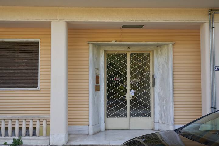 Urban Heights 3BD Apt, next to Hilton gallery image 4