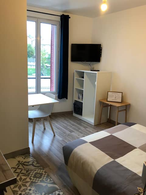 P4-Studio City Centre-Wifi High Speed-Netflix