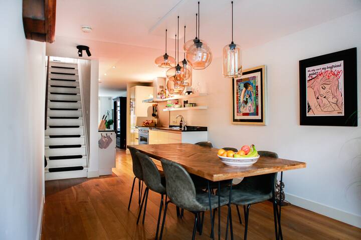 Unique Apartment Amsterdam gallery image 3