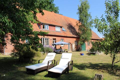 Charming Country House with Sauna & Nature Retreat