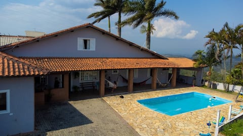 Seasonal house with pool