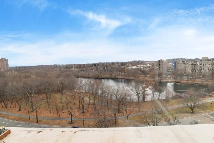 Outstanding luxury 2Br 2Ba apartment gallery image 5