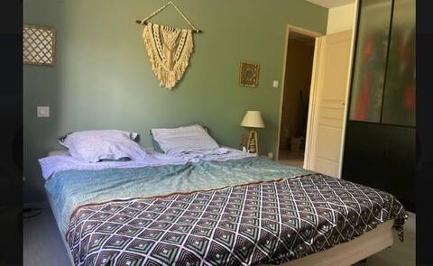 Villa with a quiet pool