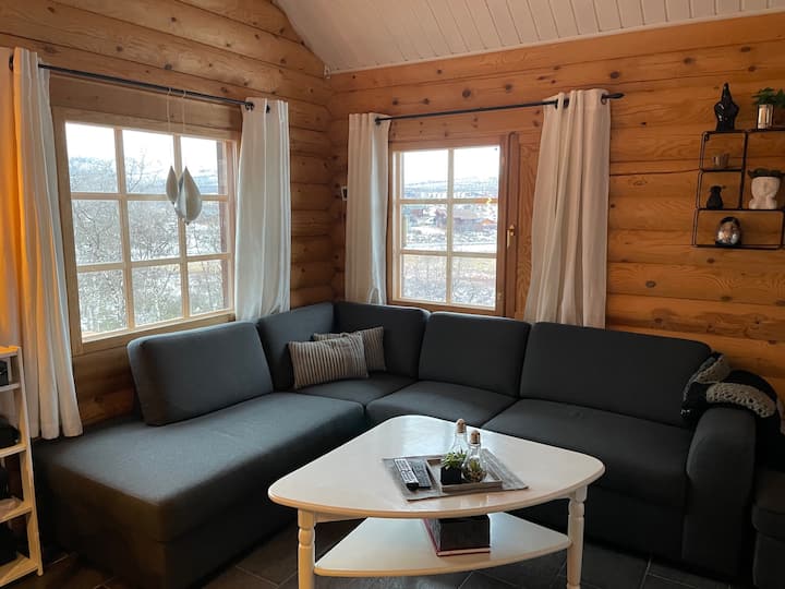 Koselig Hytte Med Nydelig Utsikt I Kilpisjärvi - Lapland