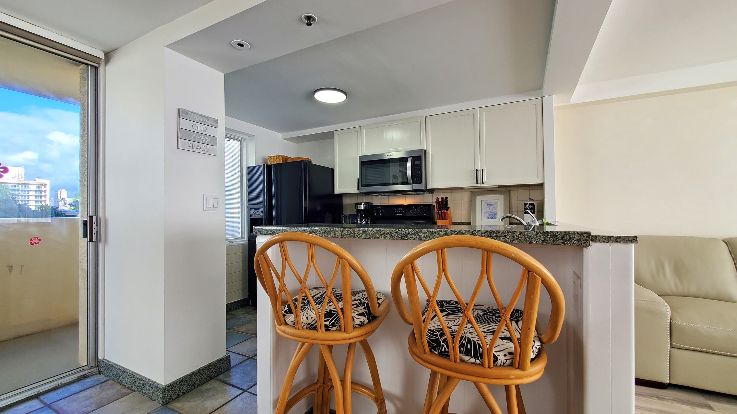 DHBH 601, 2 Bedroom Oceanfront condo - Image 11