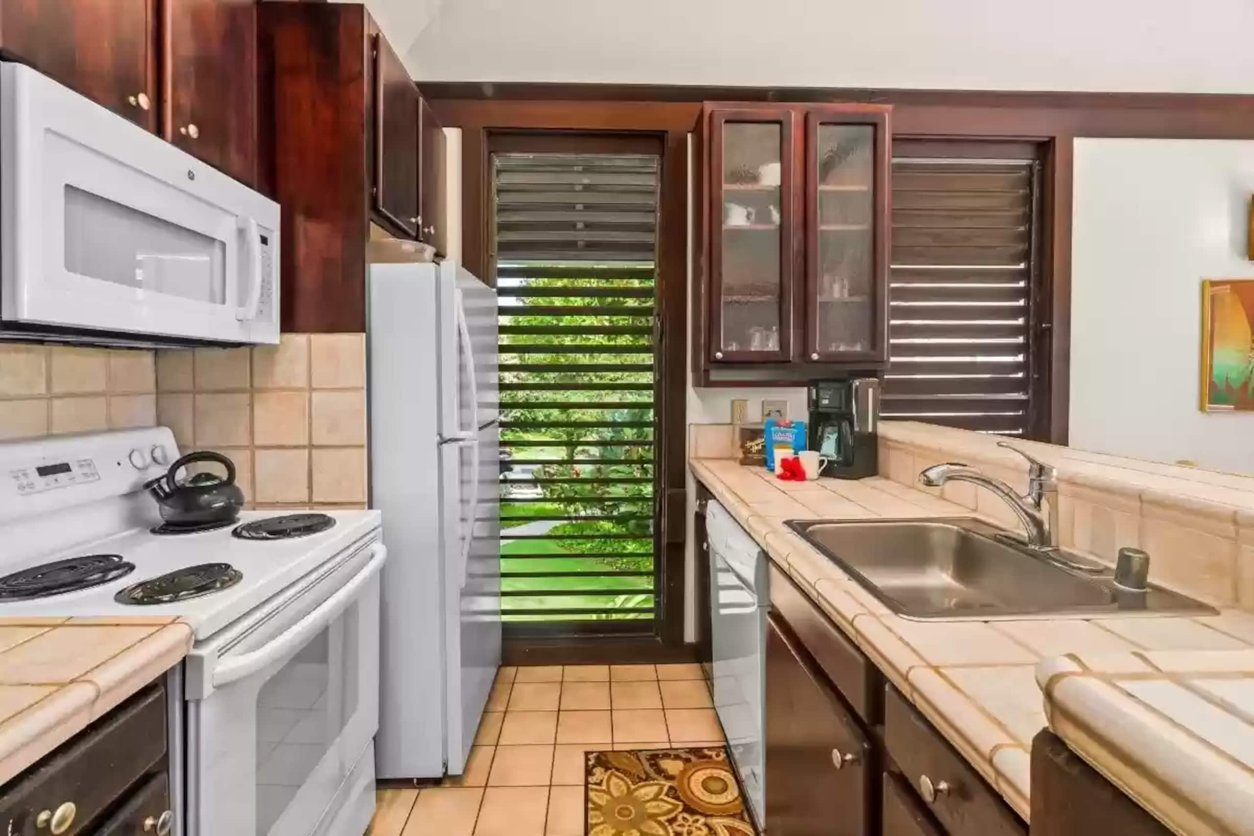 Condo in Koloa · ★4.78 · 1 bedroom · 2 beds · 1 bath - Photo 11