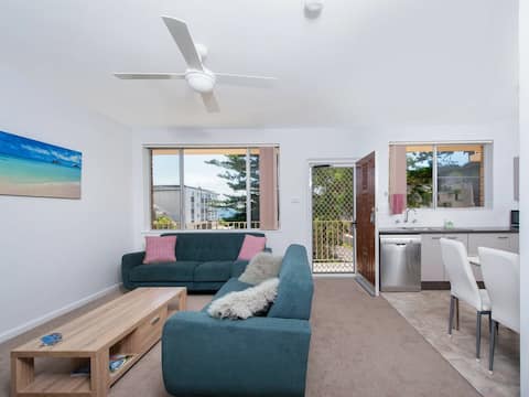 Shoal Bay Getaway