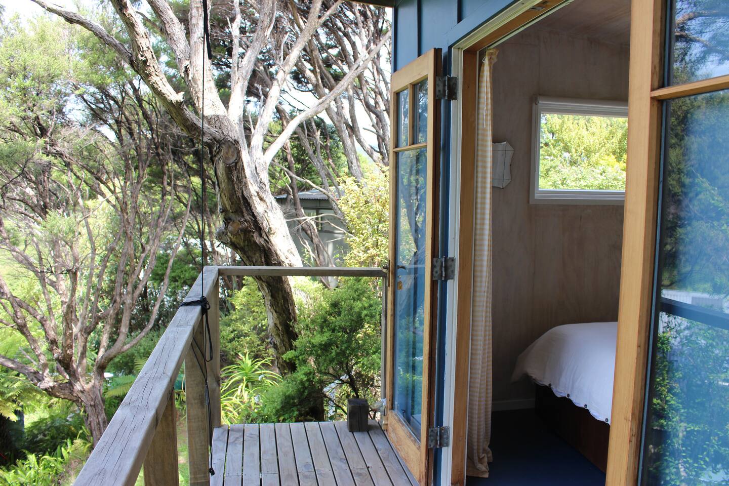 Tree House Retreat - Great Barrier Island 5