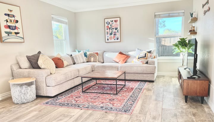 Deluxe Tx Terrace Home - Wichita Falls, TX