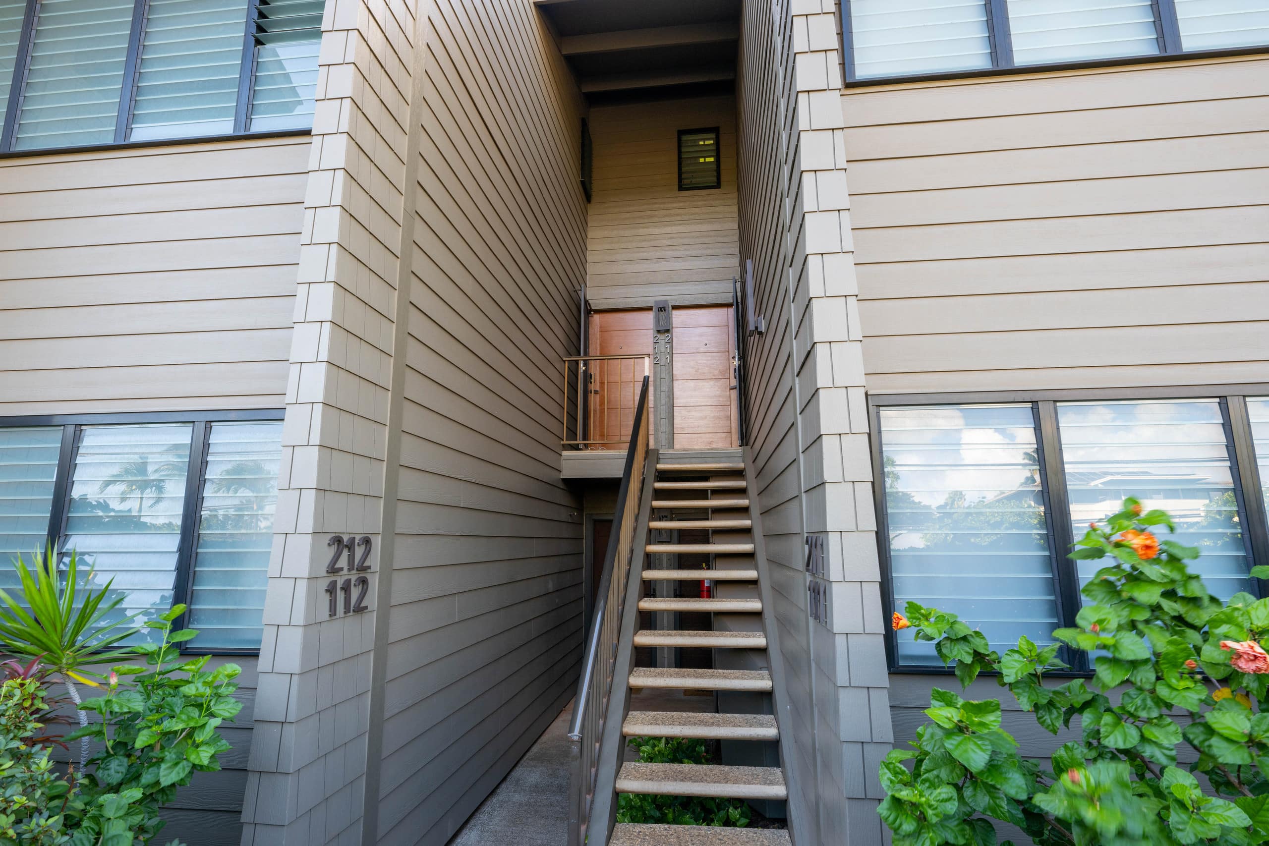 Condo in Lahaina · ★4.85 · 2 bedrooms · 5 beds · 2 baths - Image 10